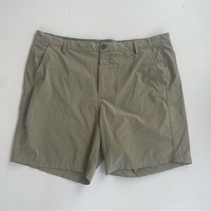 Free Fly Mens 40 Beige Chino shorts Stretch Pockets Utility Hybrid Outdoor Comfy